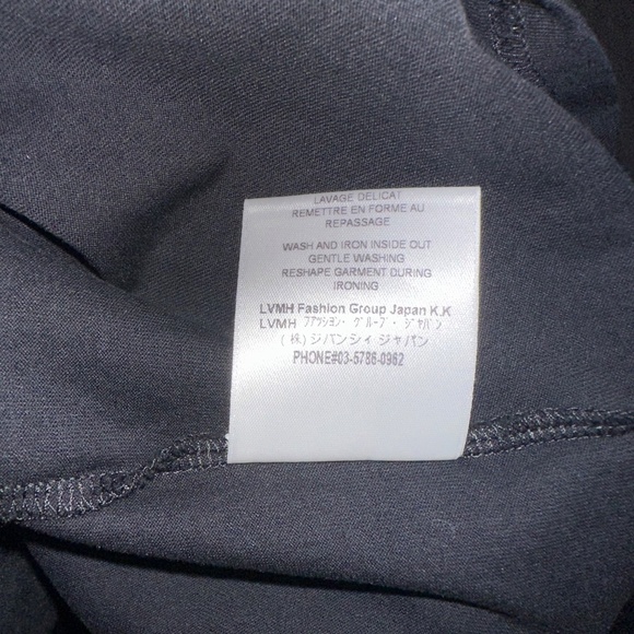 Givenchy T-Shirt - Picture 6 of 8